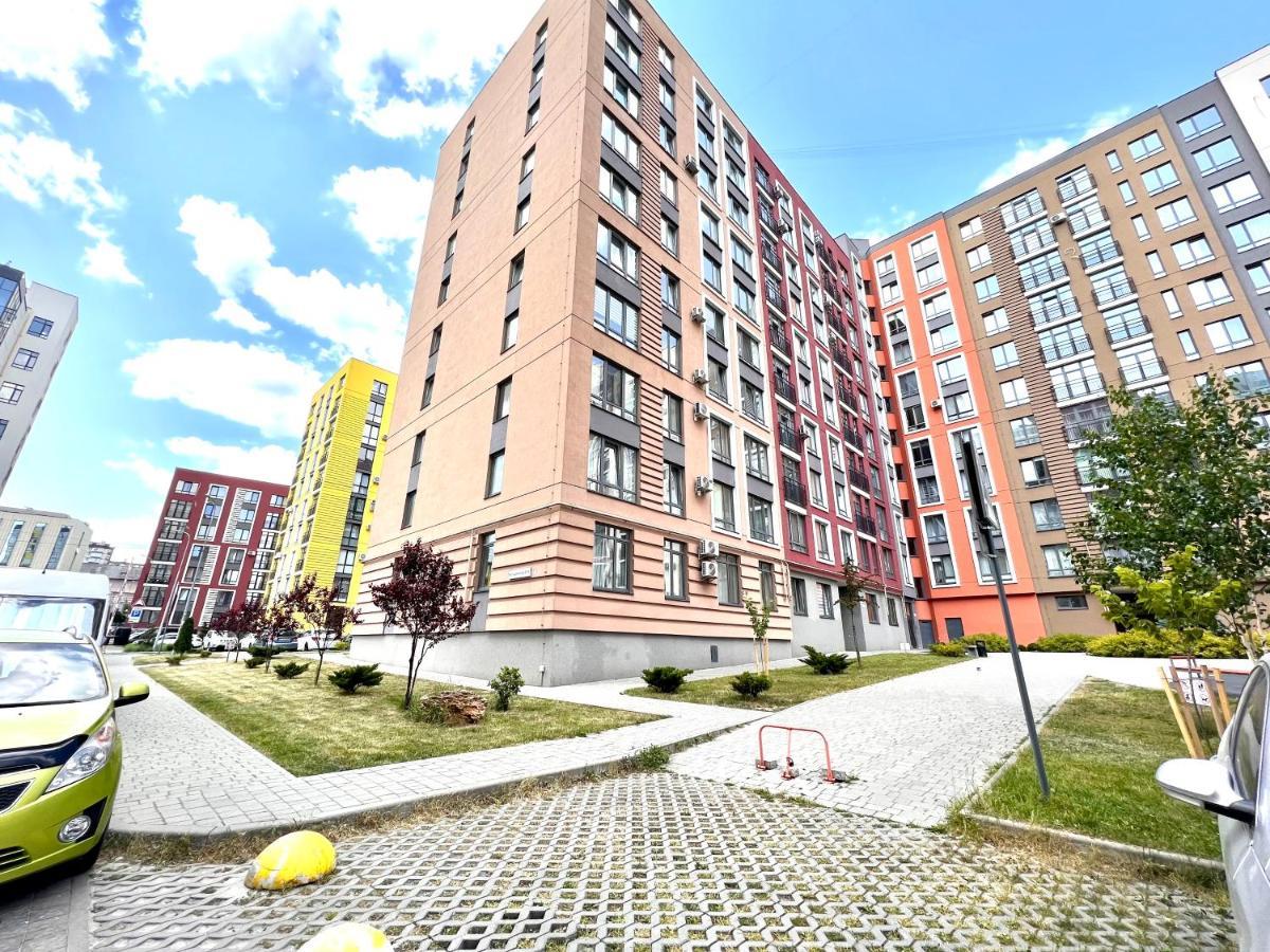 Osapart Hotel In A Complex Semycvit 4 리비프 외부 사진
