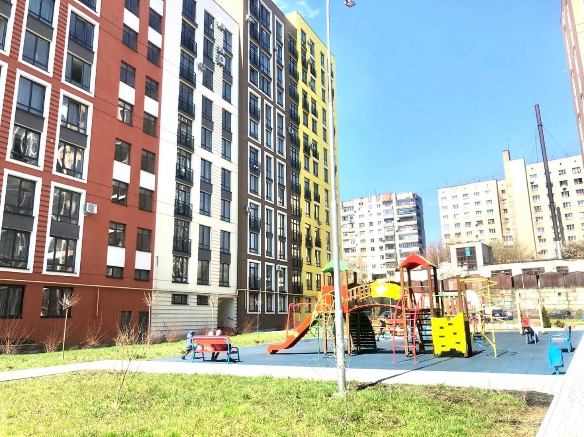Osapart Hotel In A Complex Semycvit 4 리비프 외부 사진