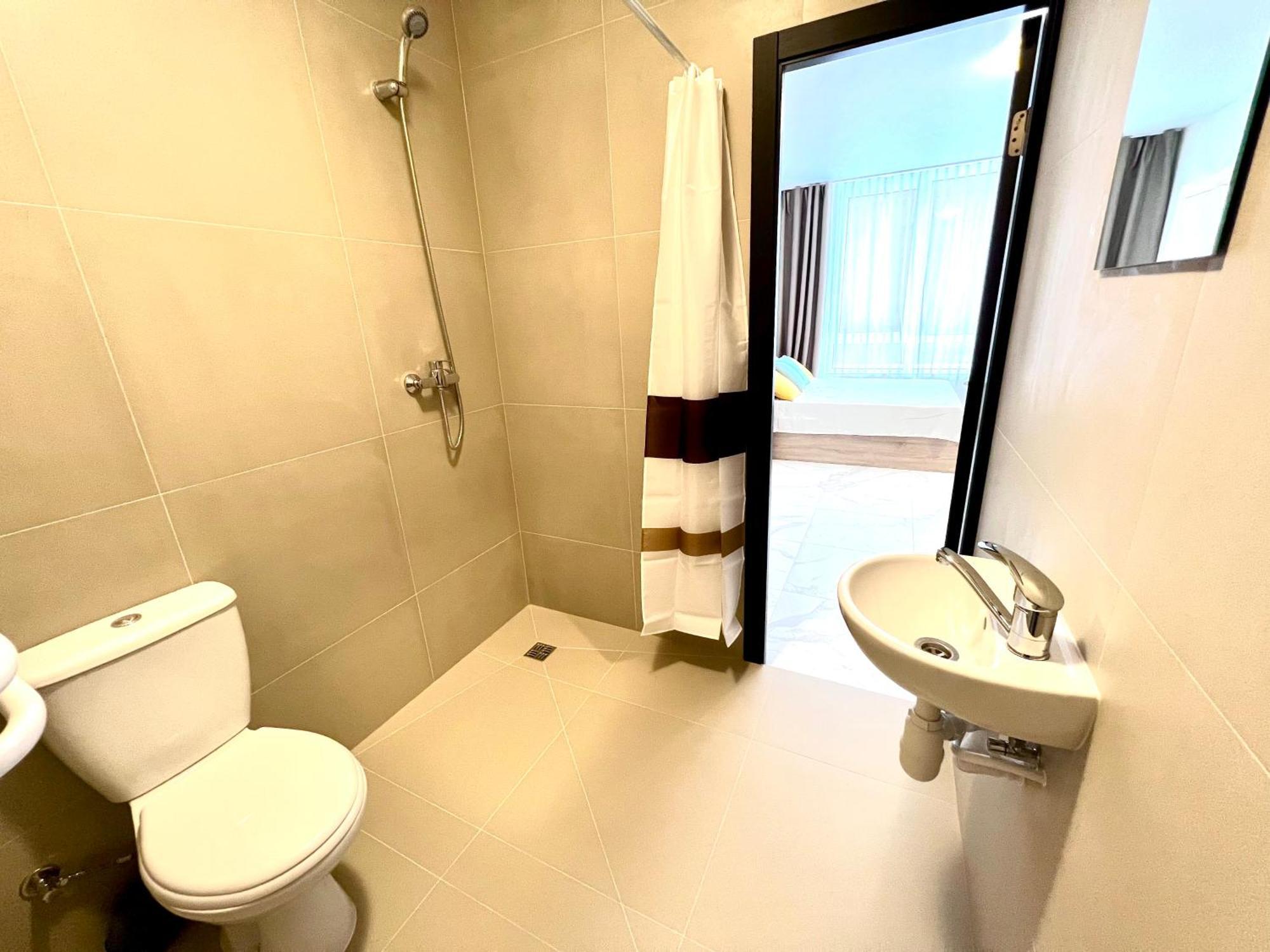 Osapart Hotel In A Complex Semycvit 4 리비프 외부 사진