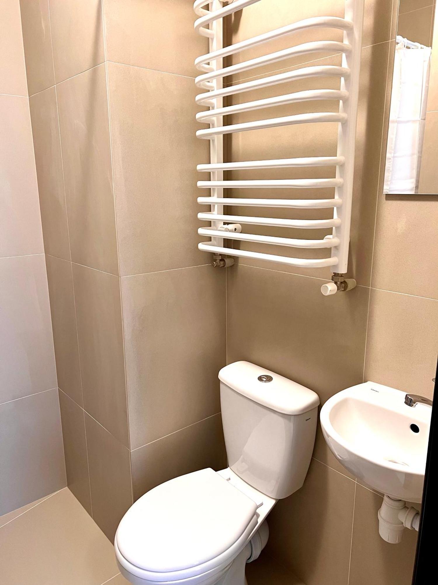 Osapart Hotel In A Complex Semycvit 4 리비프 외부 사진