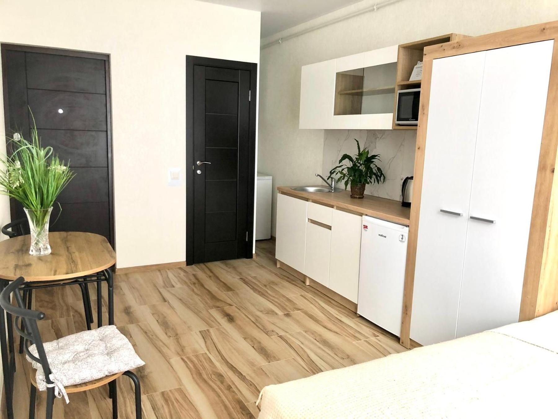 Osapart Hotel In A Complex Semycvit 4 리비프 외부 사진