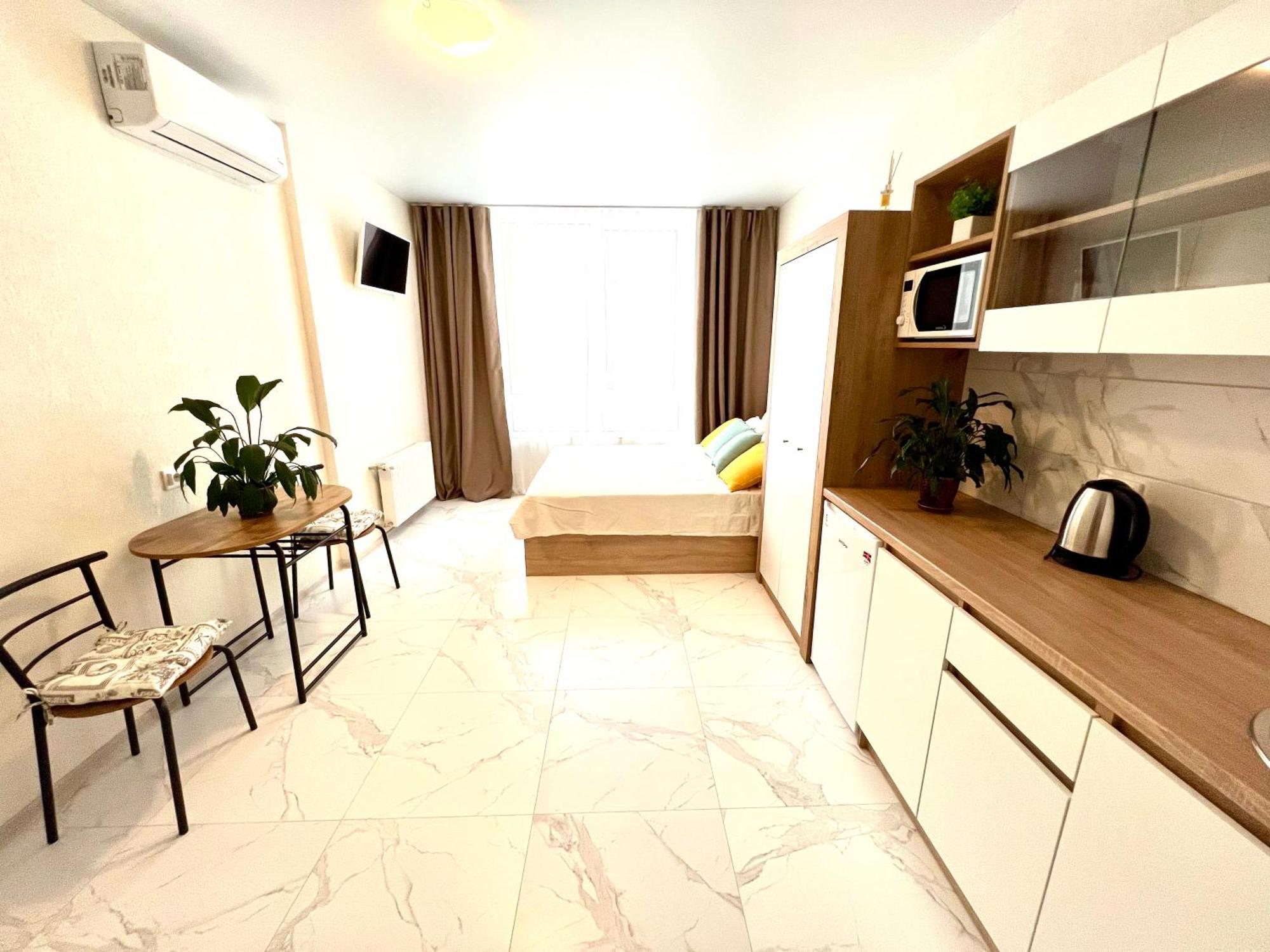 Osapart Hotel In A Complex Semycvit 4 리비프 외부 사진